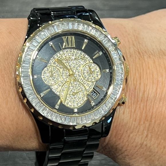 MK-5747 MICHALE KORS women’s black steel watch band with baguette cut crystals - Picture 4 of 4